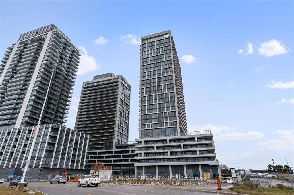 Opportunity to lease brand new never lived in condo !