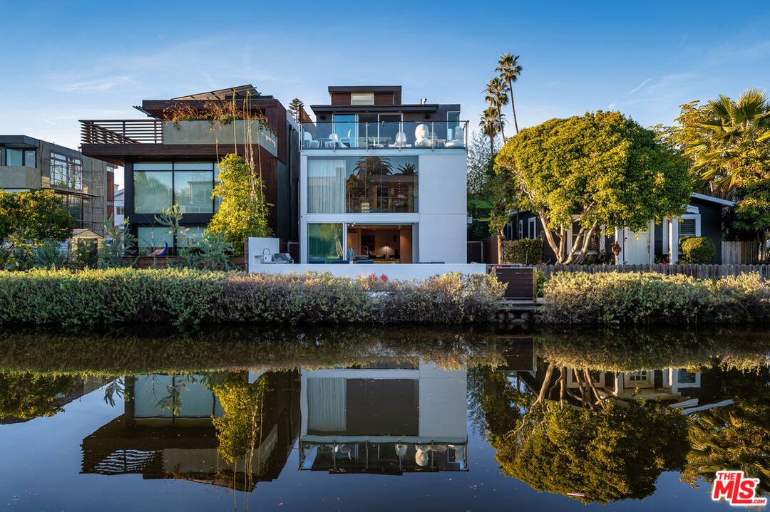 453  Sherman Canal 3BR Marina Del Rey La