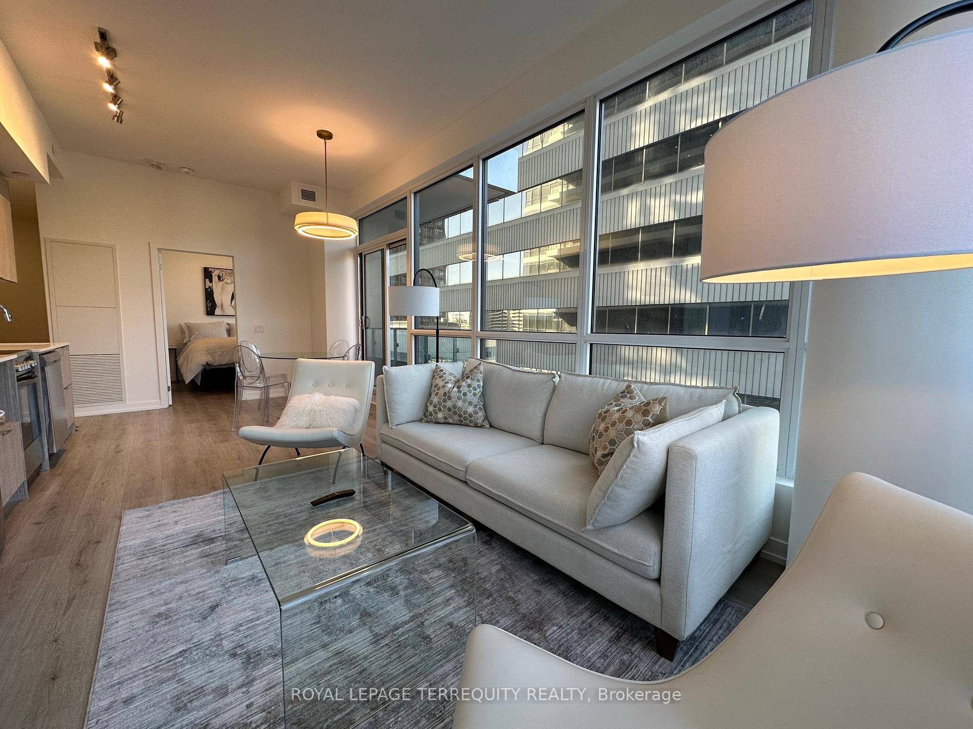 Exquisite, Spectacularly Laid Out, Lavishly Furnished 2 Bed, 2 Bath Corner Suite at The Rosedale on Bloor.