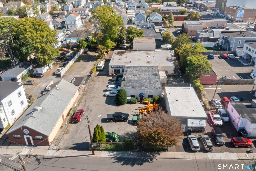 Development opportunity. 2 buildings, one lot.