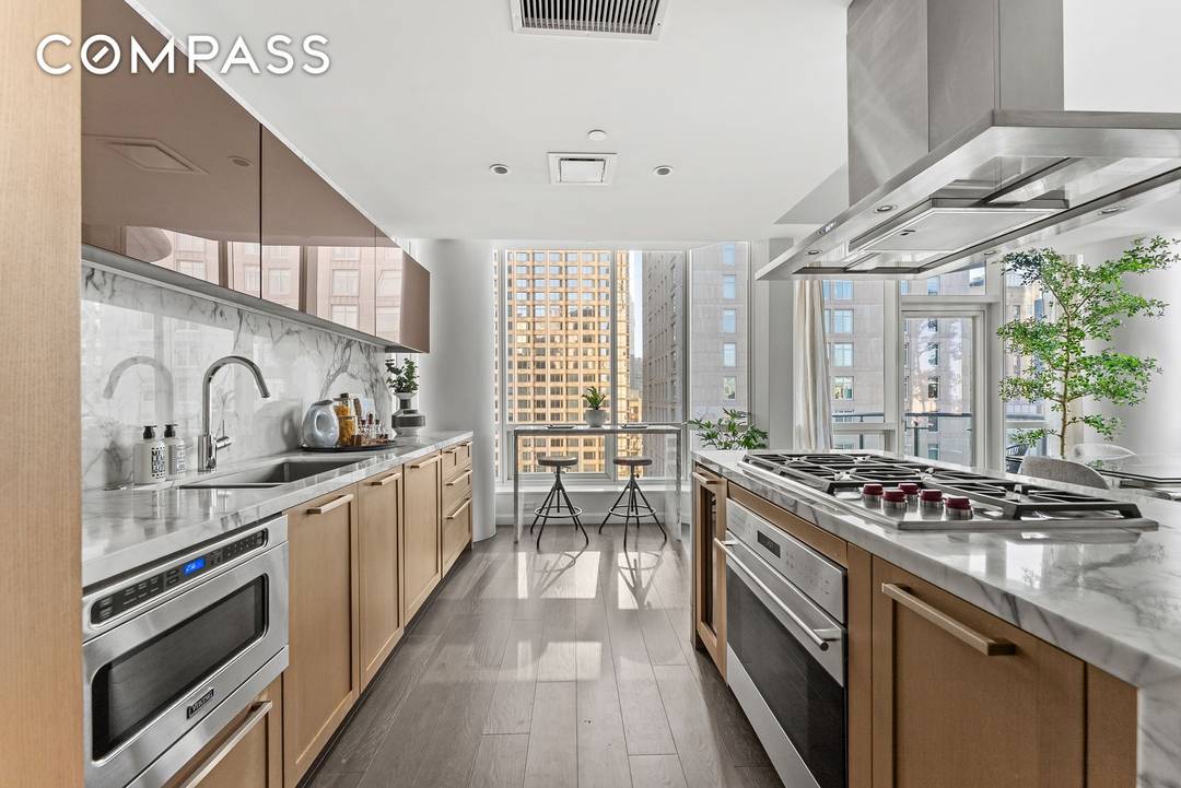 Full Floor 2 BR Tribeca Residence Welcome to Residence 14A at 19 Park Place a full floor 2 bedroom, 2 bathroom home elevated above the city with panoramic northern and ...