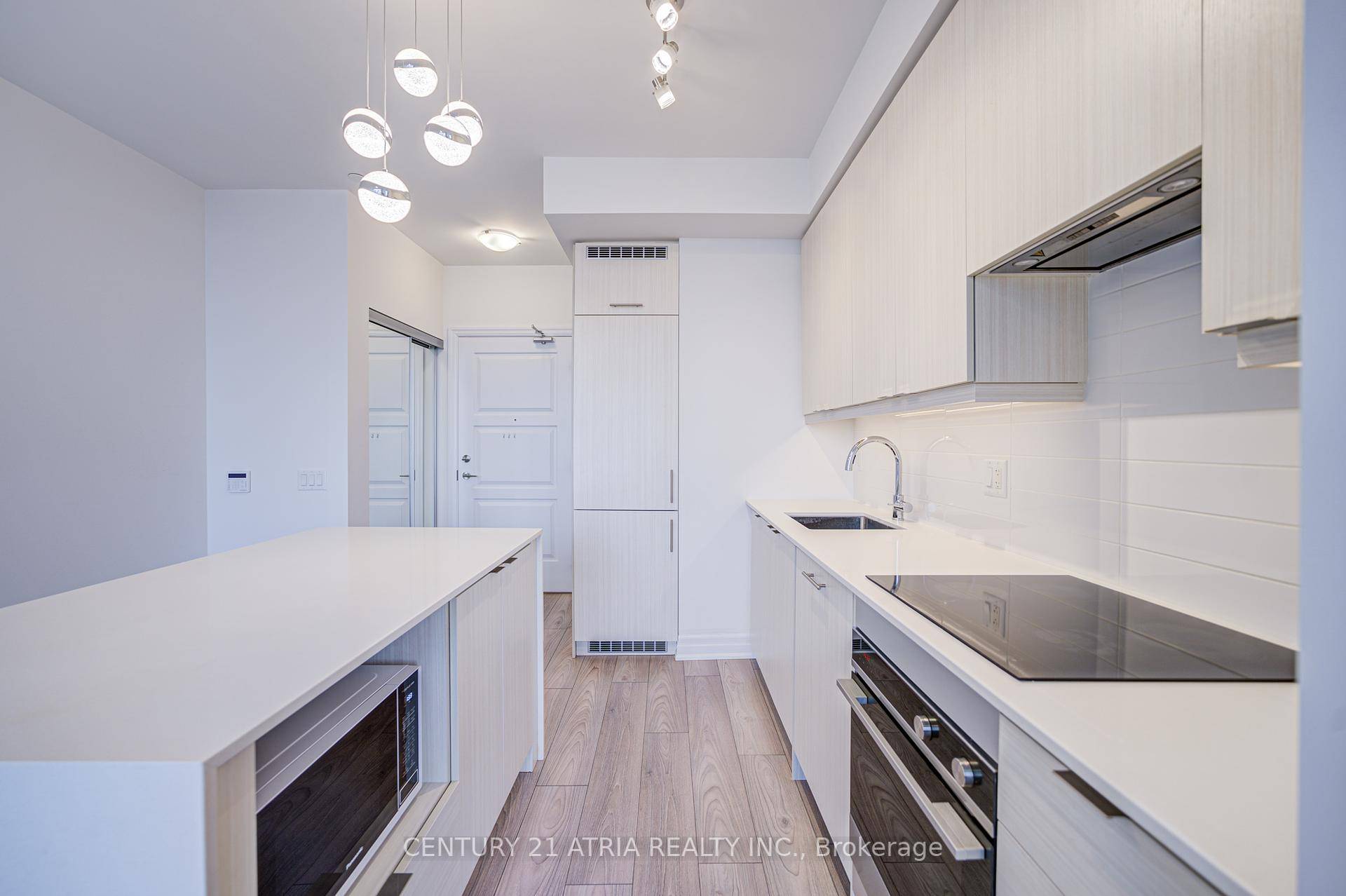 New Famous Luxury Tower Condo at Excellent location ; This stunning 2 bedroom 2 Bath Condo Residence features Amazing Breathtaking View On Park, Greenbelt and Downtown Mississauga ; beautiful floors ...