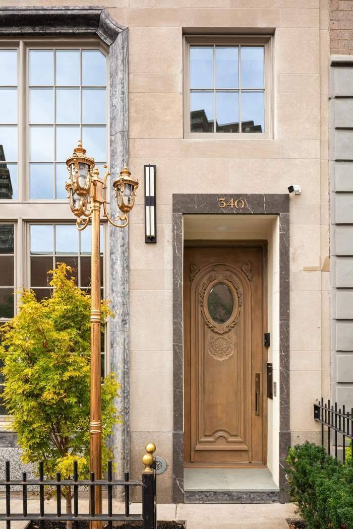 An architectural masterpiece in the heart of historic Chelsea Built for entertaining this residence is a true showstopper.