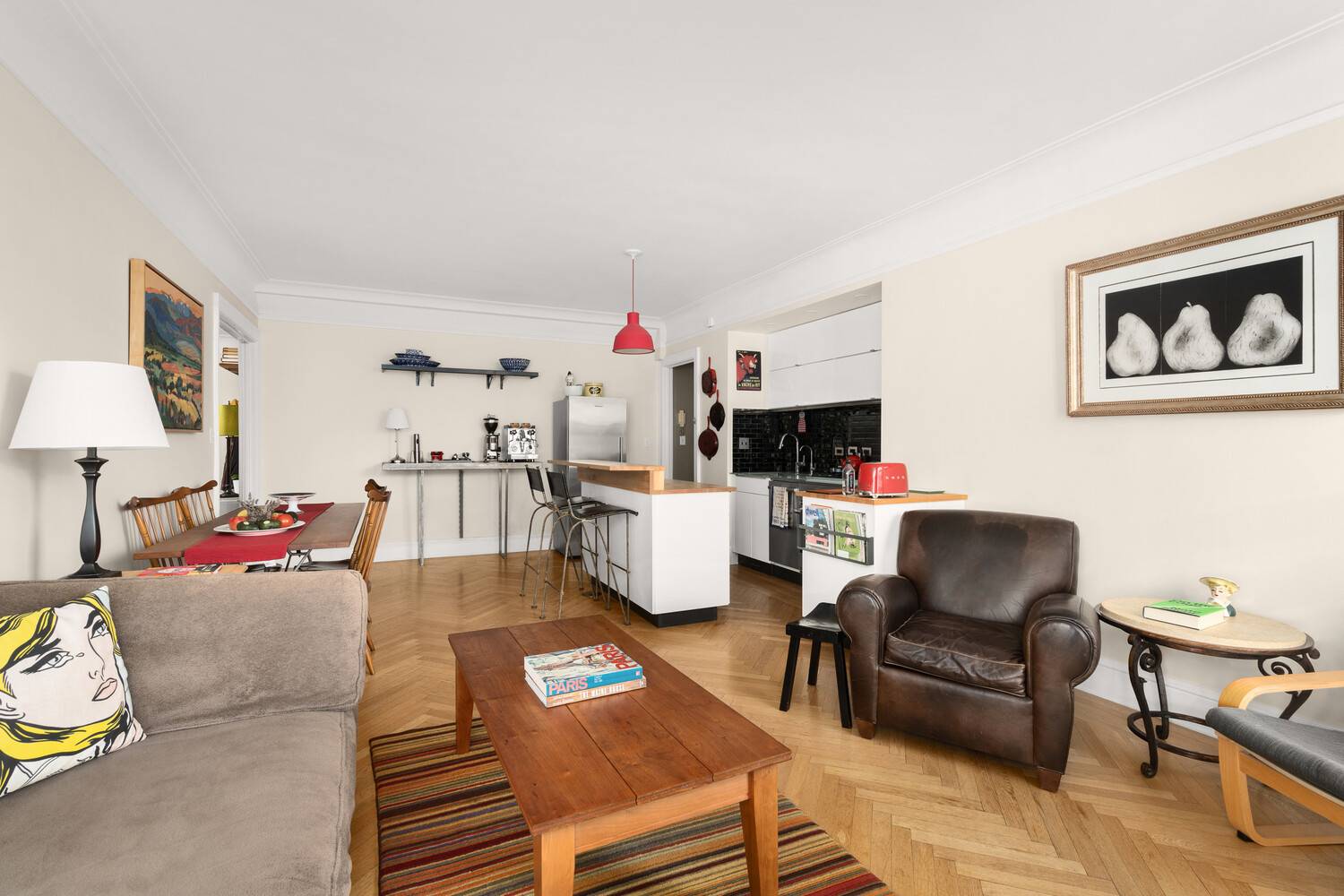 Overlooking the Hudson River and Riverside Park, Residence 7C is a well proportioned one bedroom home that captures the best of prewar living.