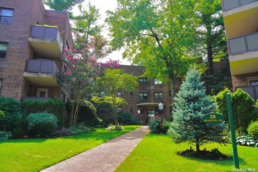 Welcome to The Birchwood, One of GN's Premier Buildings.