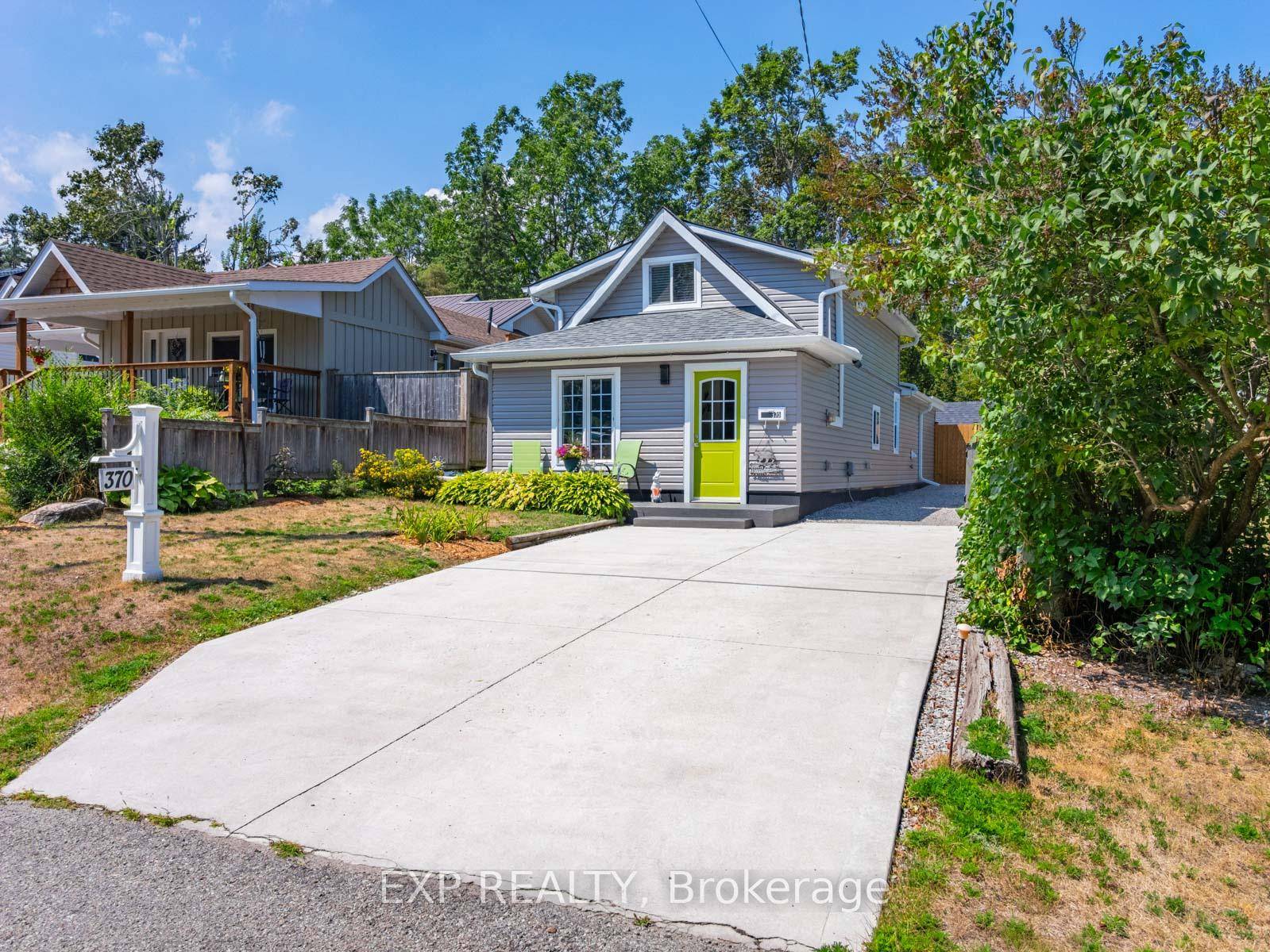 Beautiful, low maintenance, turn key 3 bedroom, 2 bath detached 1.