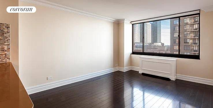 Luxury Living in Battery Park City !