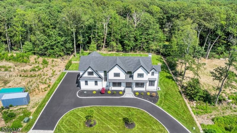 Experience unparalleled elegance in this stunning luxury home featuring exquisite high end finishes throughout.