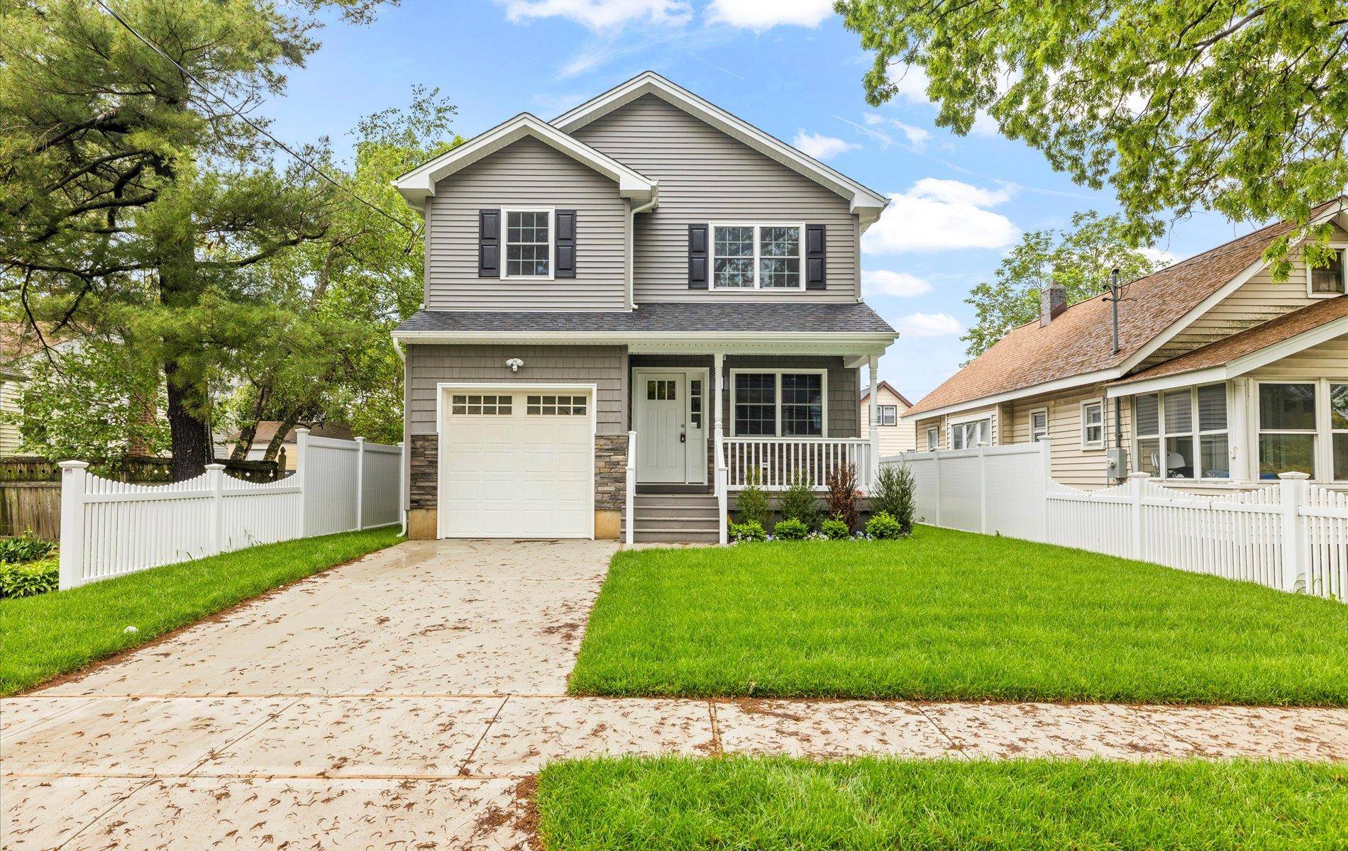 BRAND NEW CONSTRUCTION just completed, open floor plan with 4 bedrooms and 2 1 2 bathrooms.