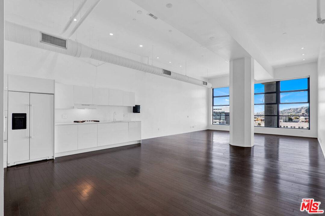 1645 Vine St 2BR Hollywood Hills East La