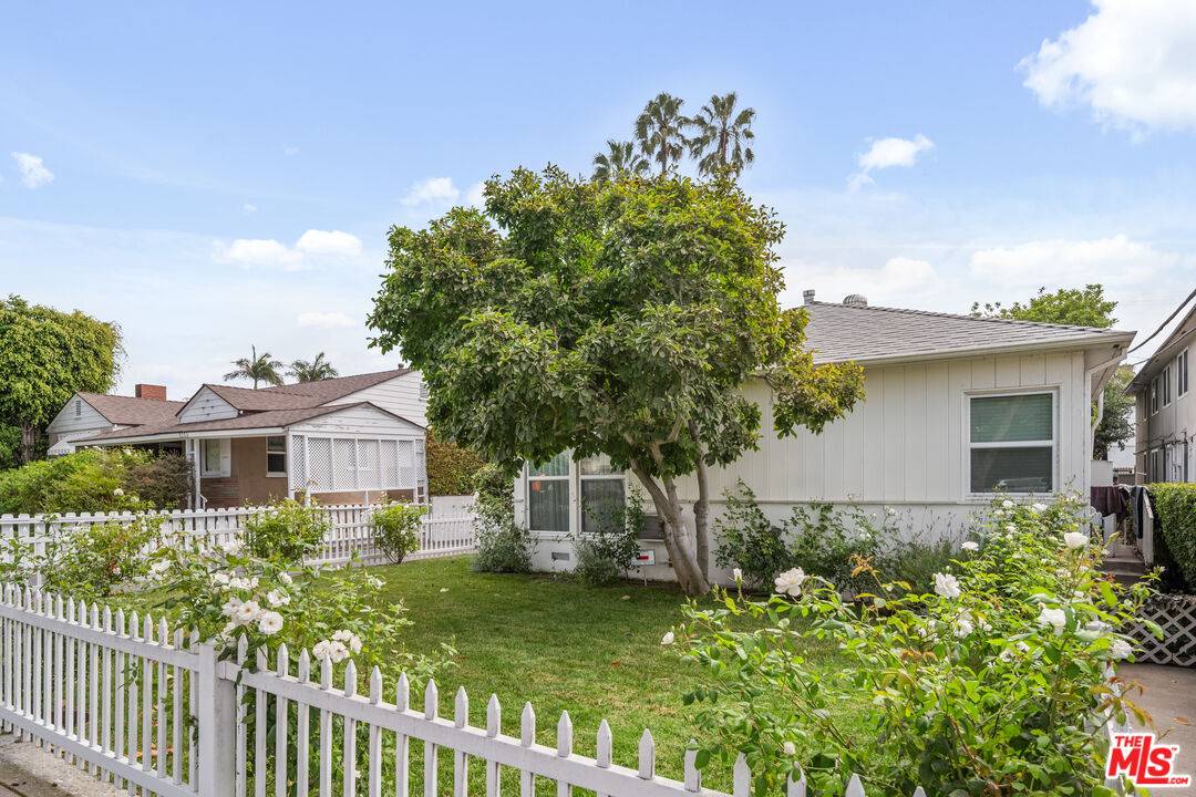 3256 Castle Heights Ave 3.0 LA