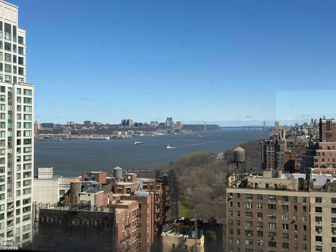 Sponsor Sale No Board Approval Required North Facing Alcove Studio with George Washington Bridge Views and Top of the Line Renovation Perched on the 27th floor of 205 West End ...