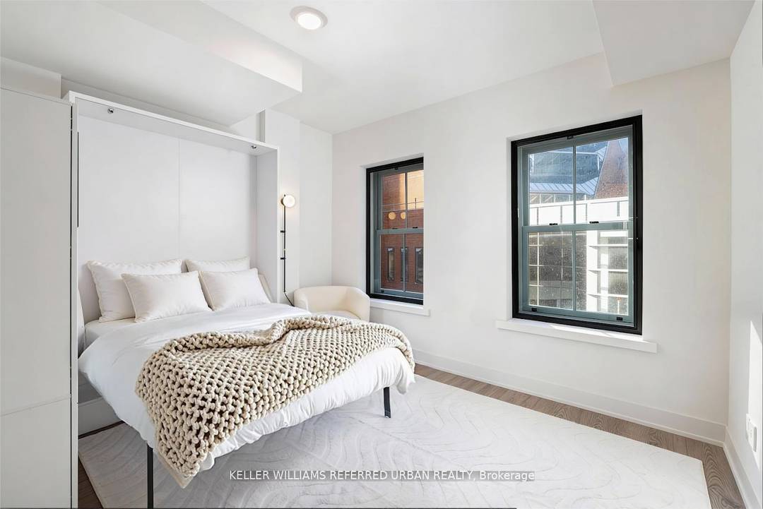 Heritage boutique unit for lease in a premium Yorkville building.