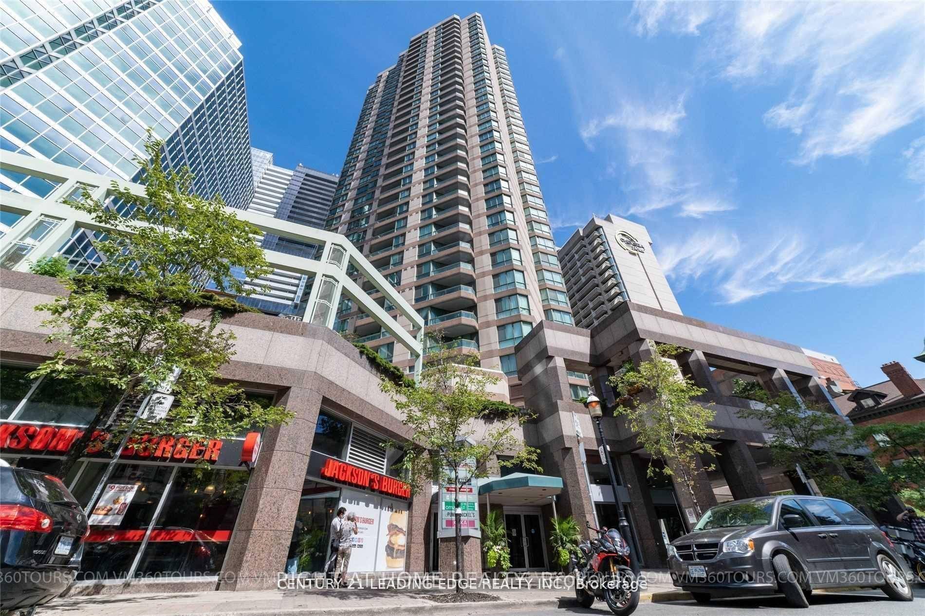Incredible amp ; Affordable Value 608Sf For Downtown Real Estate !