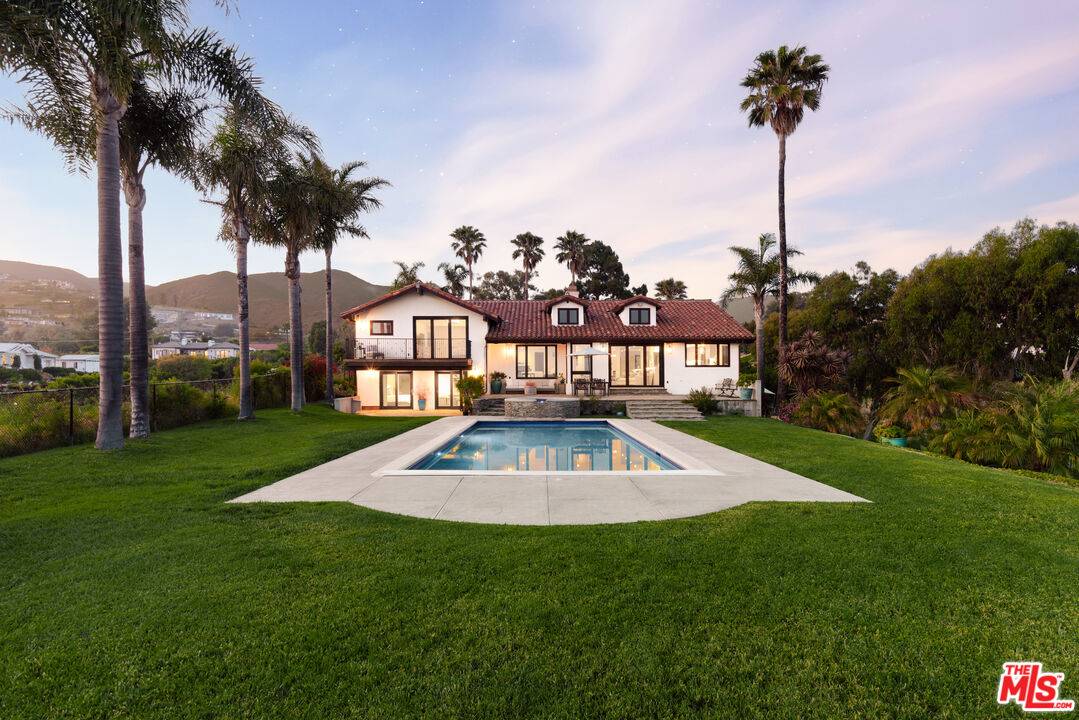 29660   Harvester Rd 5BR Malibu La
