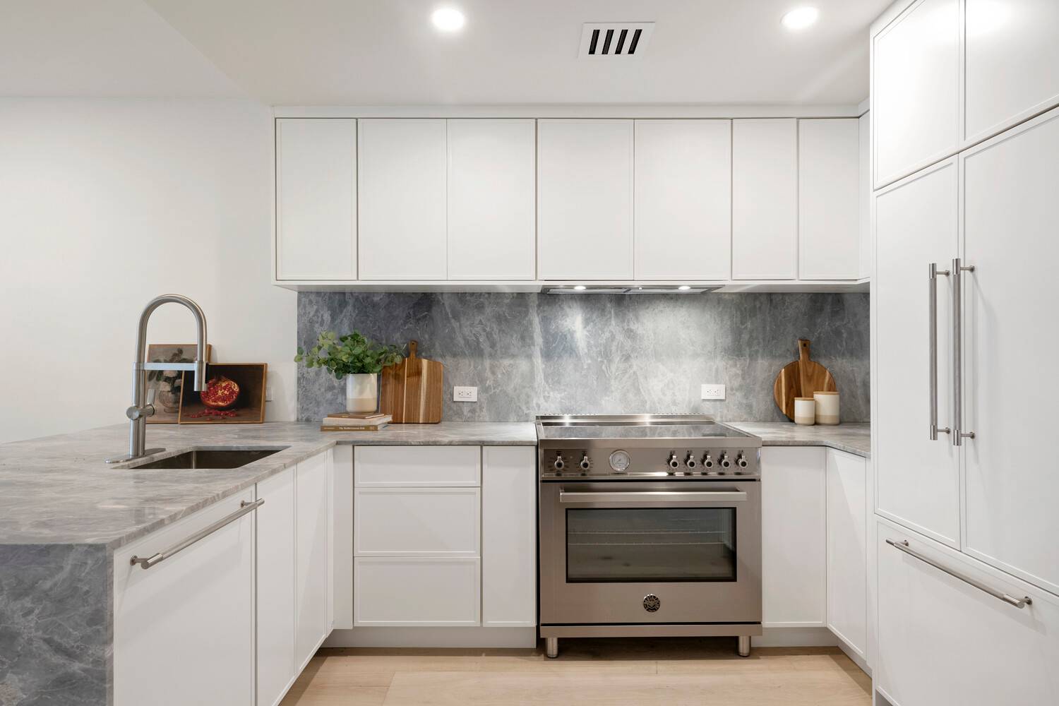 Welcome to Boutique Luxury in the Heart of Carroll Gardens !