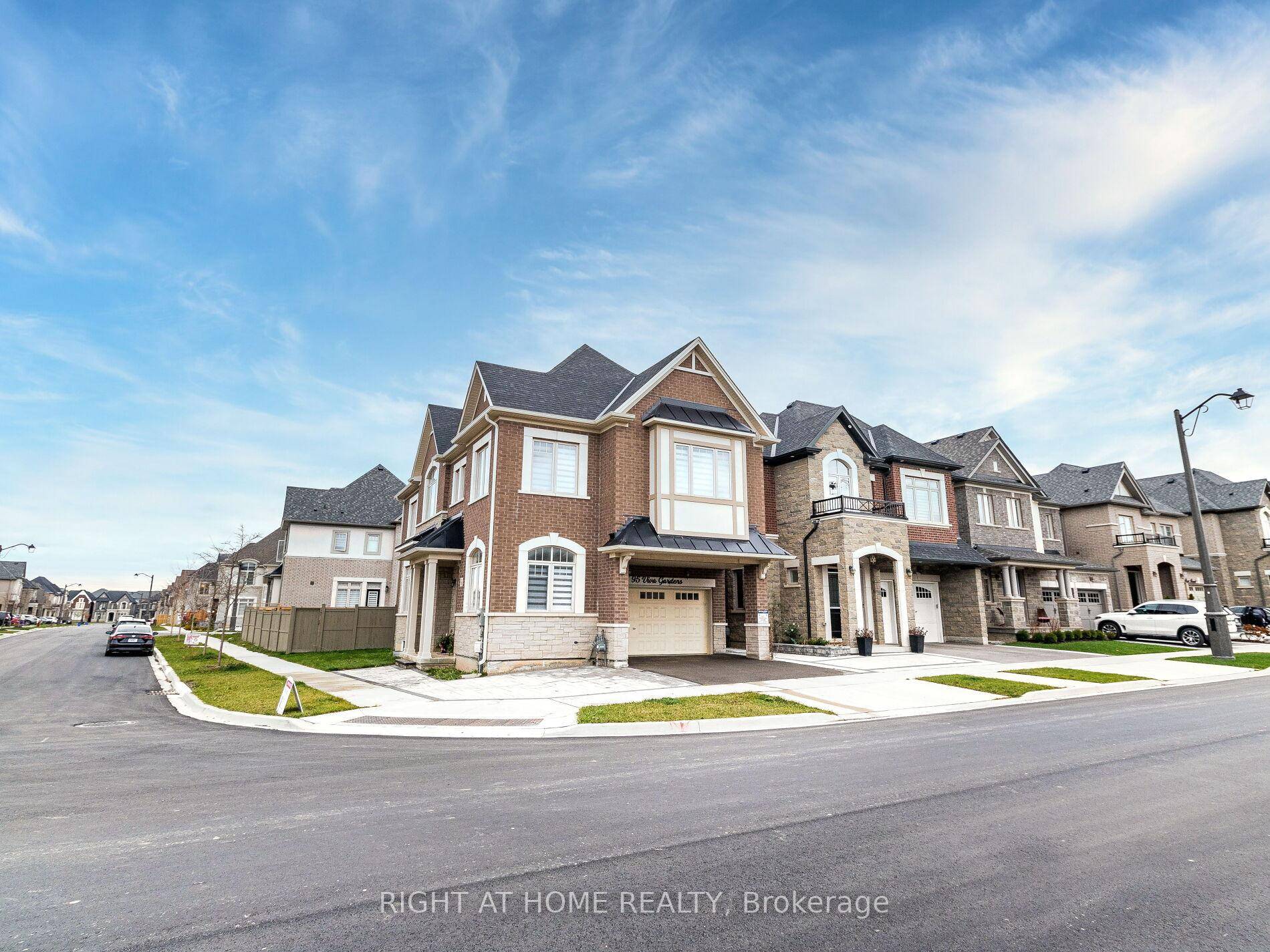 Beautiful Valery home with 4 1 bedrooms, 5 bathrooms, offering approx.