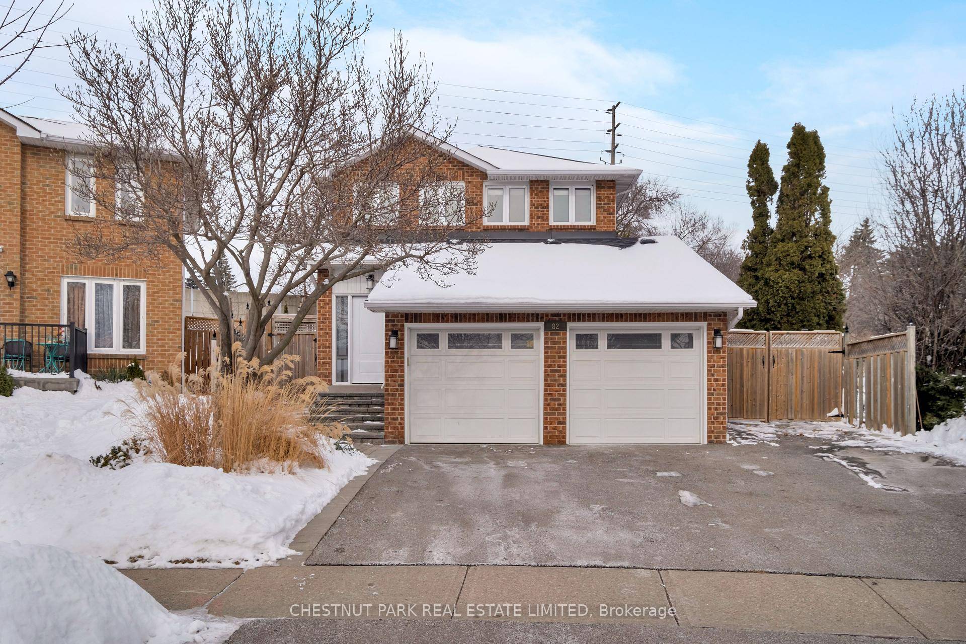 Welcome to this stunningly updated 4 1 bedroom, 4 bathroom family home in the highly sought after community of Professors Lake, just steps from the lake and park.