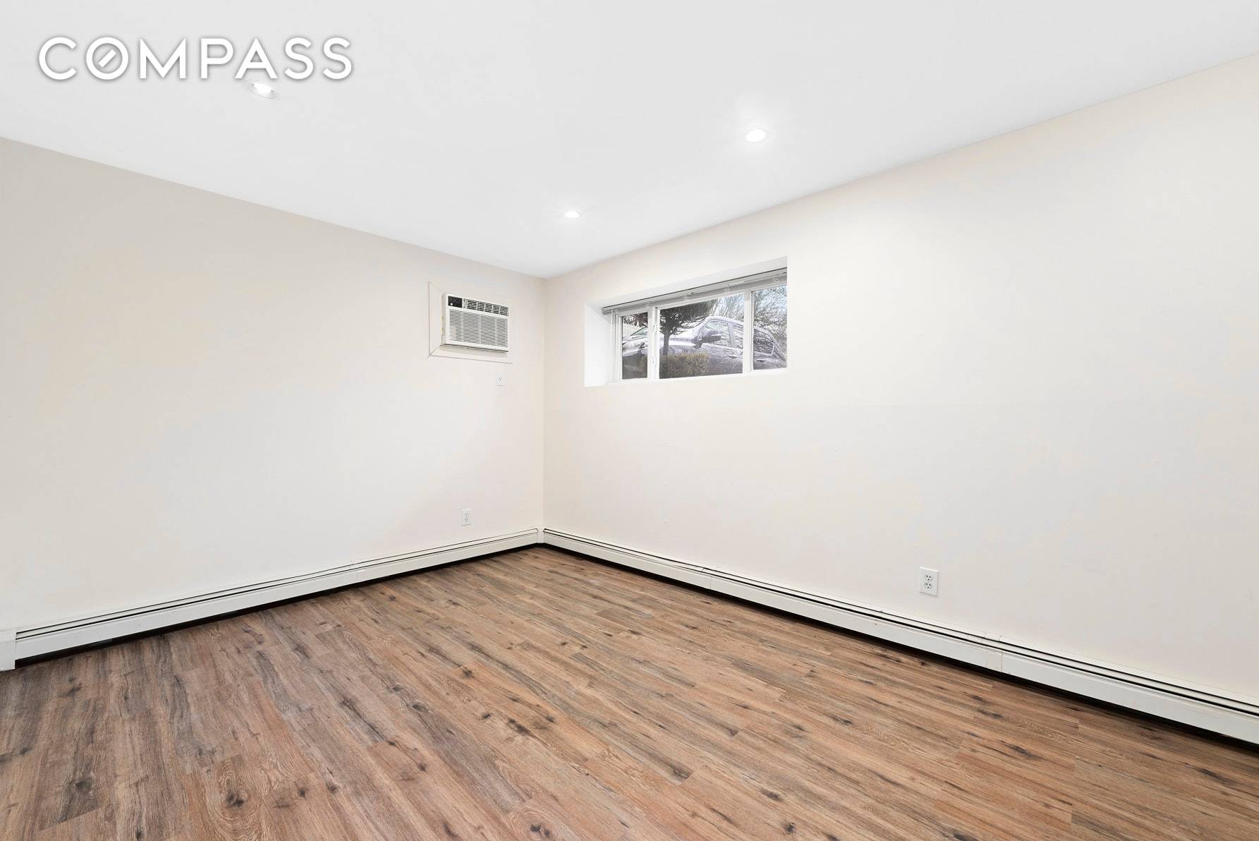 This 2 family home in Tottenville is a no brainer !