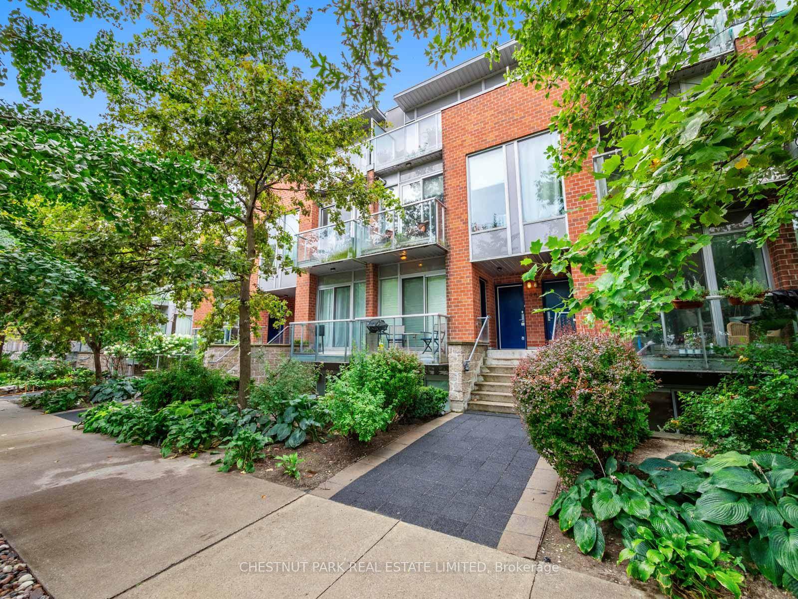 High ceilings, expansive windows amp ; a modern vibe make this sunny amp ; spacious 3 bed, 2 bath townhouse a special opportunity.