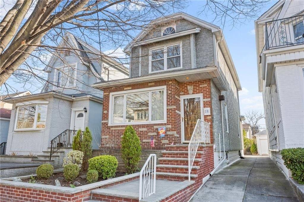 Fully Detached Home with Garage on a Quiet Block This fully detached home with a private garage is situated ona low traffic block in Bay Ridge, Brooklyn, just half a ...