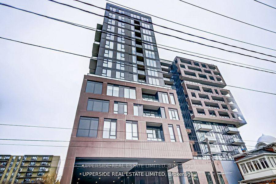 Client Remarks Unobstructed East Cn Tower view !