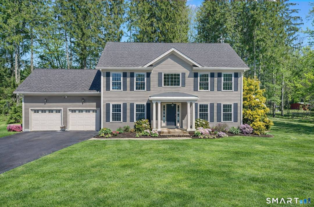 Rarely does a property such as this comes along.