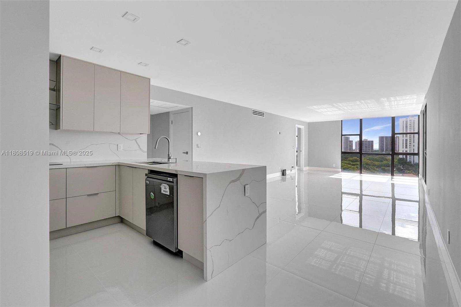 This stunning redesigned, rarely available, corner unit floats above the Turnberry Golf Course and displays matchless viws of the ocean and coastal skyline.