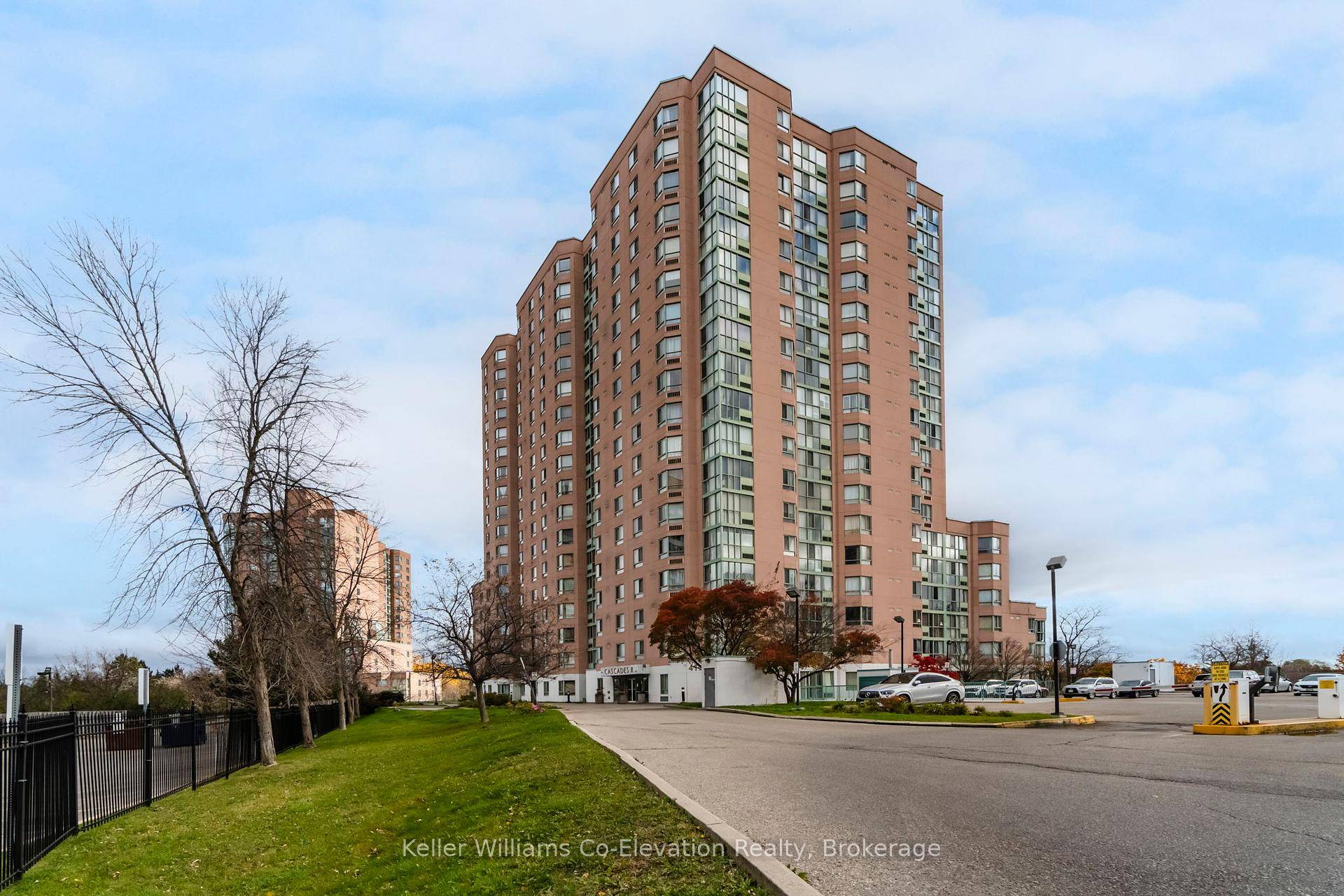 Discover an amazing turnkey living opportunity at this meticulously renovated condo boasting 2 bathrooms and new high quality upgrades, including newly installed flooring, baseboards, and a fresh coat of paint ...