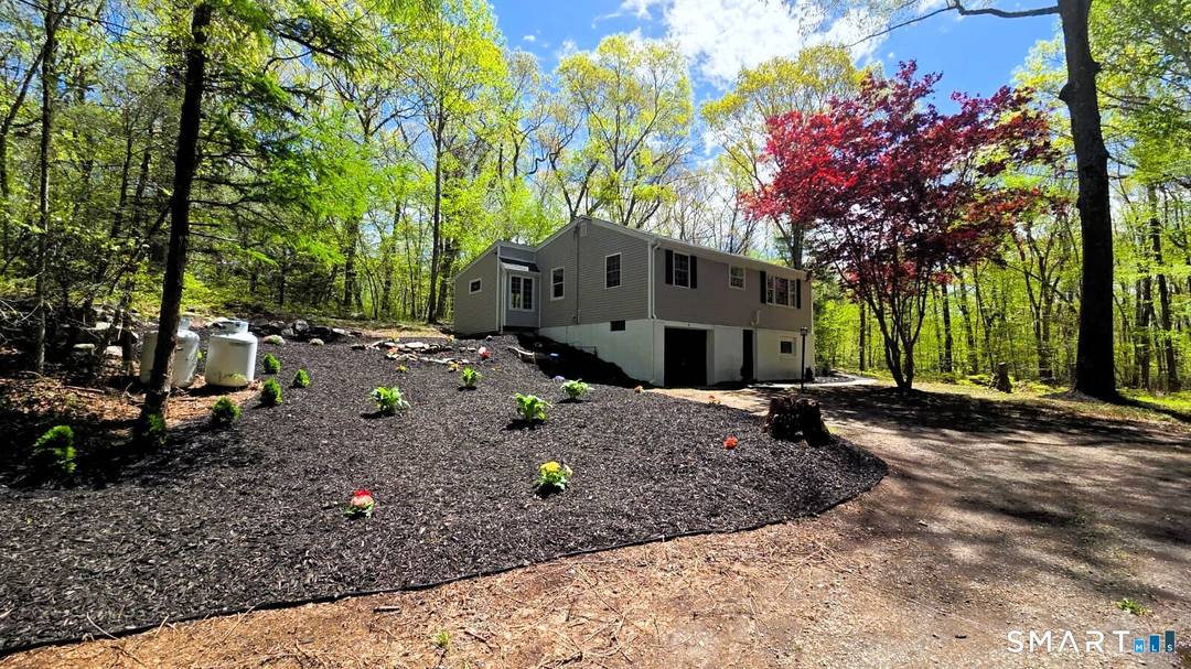 Welcome to 9 Ben Merrill Rd.