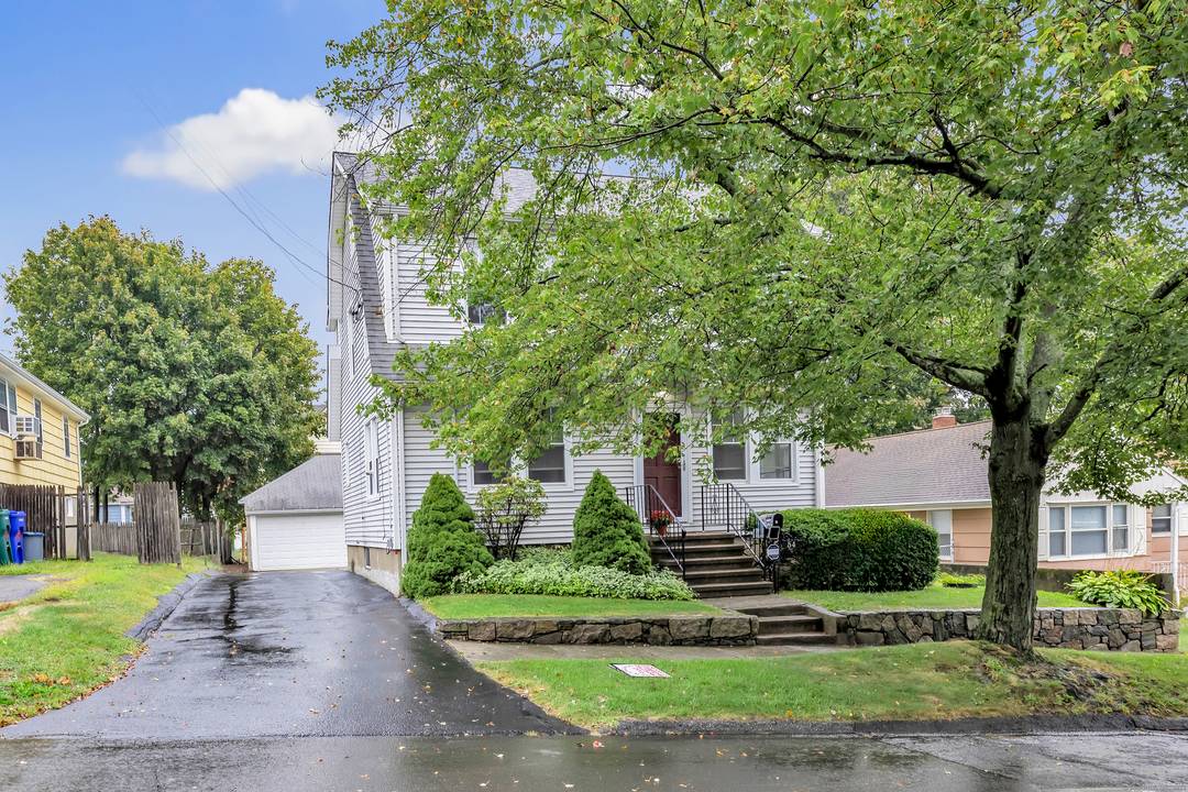 Super convenient location !