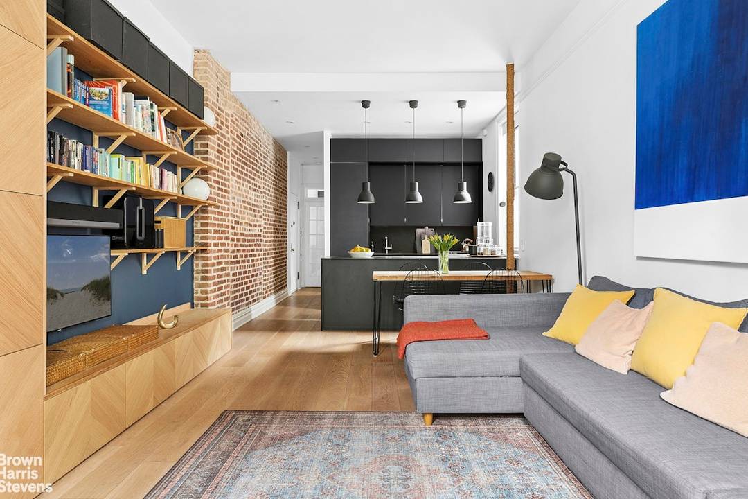 Welcome to 670 President Street, 1D a meticulously renovated one bedroom home nestled on the first floor of a charming co op building in the heart of Park Slope.