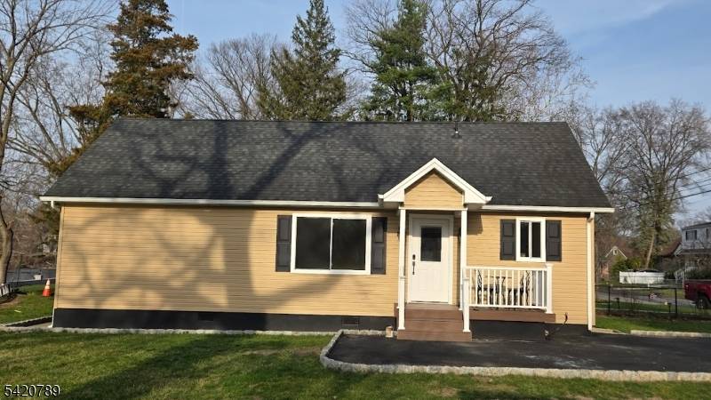 Riverview Cir Little Falls Twp. New Jersey Single-Family