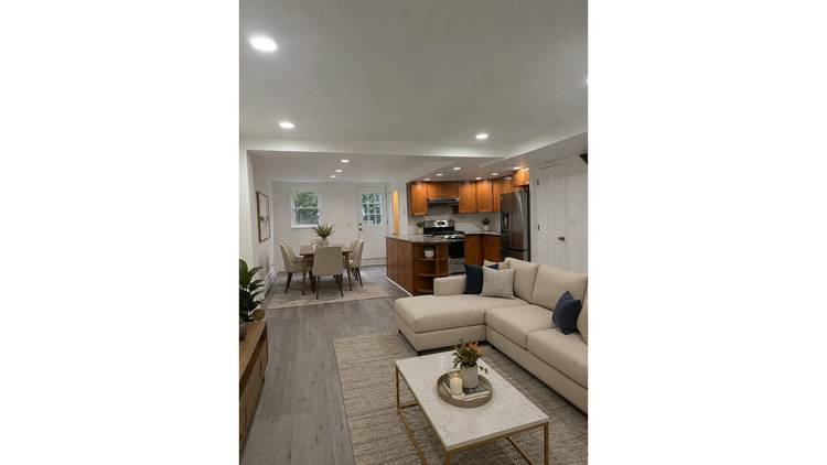 Huge Living Space, Bright amp ; newly Renovated.