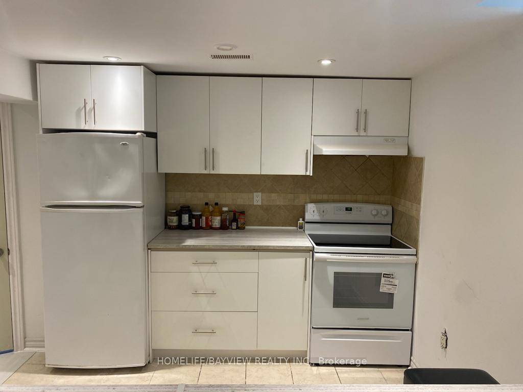 Beautiful Basement Apartment for Lease in Prime Bayview amp ; Waldwick Area Steps to Bayview SS amp ; Walmart !