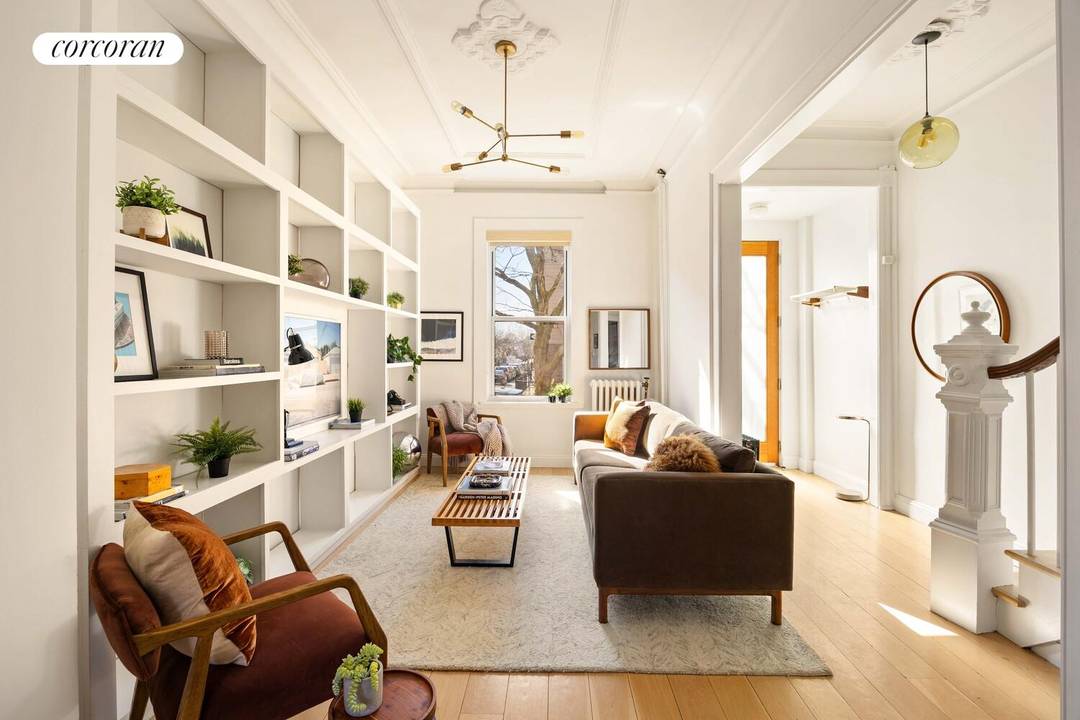The charming Greenpoint townhouse that you have been waiting for is finally available to call home.