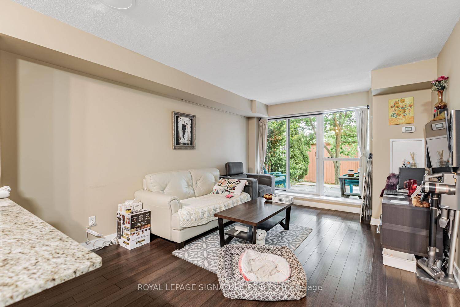 Welcome to Don Mills living with a twist !