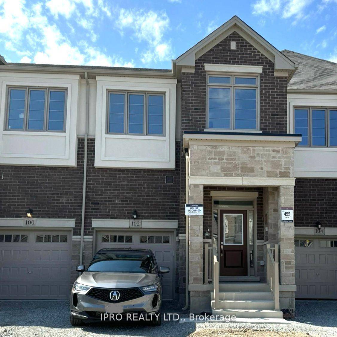 Only 1 year old exceptional 4 bedrooms 4 baths townhouse.