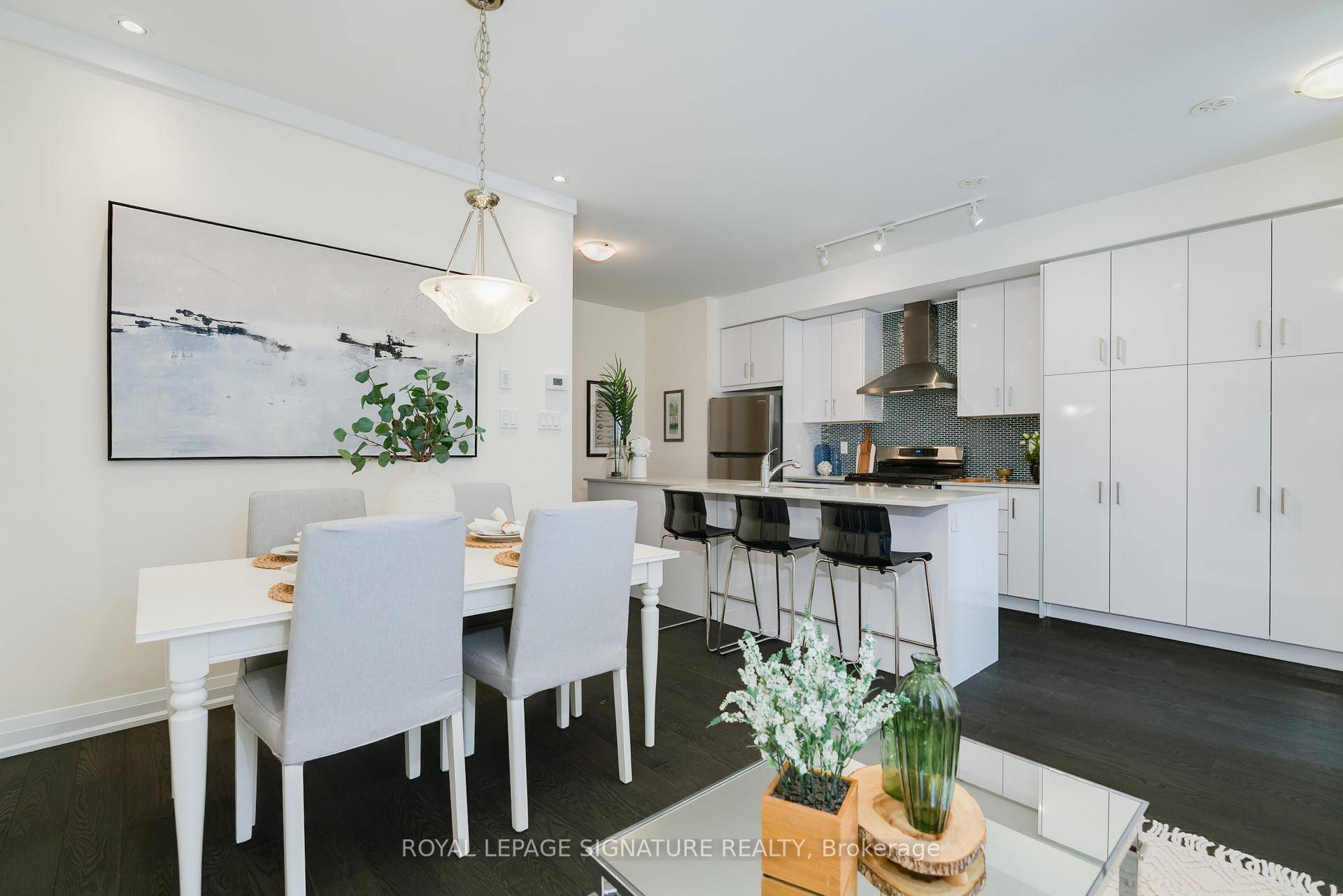 Discover this Stunning North York Townhome Boasting a Beautiful Courtyard Entry and Filled with Bright Western Light.