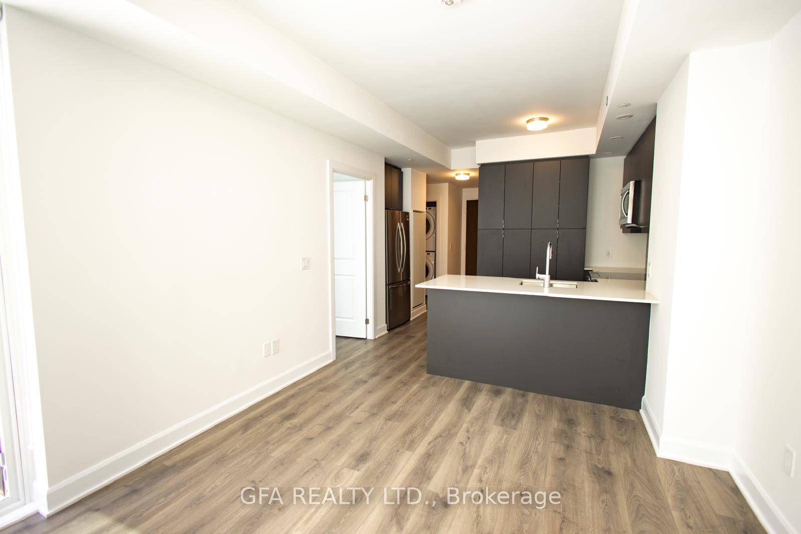Welcome to The Greenwich Condos at Oakvillage !