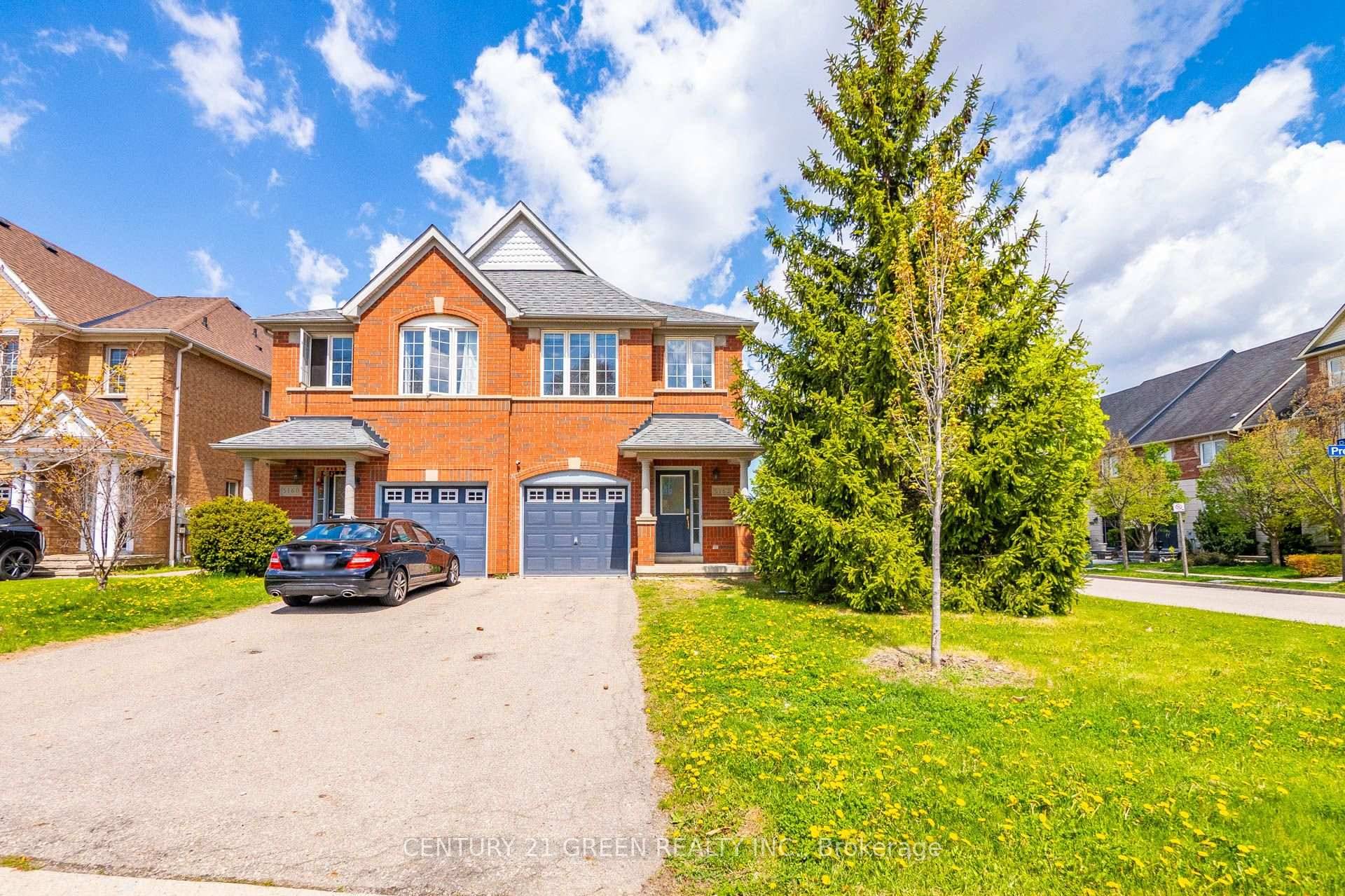 Absolutely Stunning Corner Semi detached house featuring 3 Bedrooms, 3 Washrooms, 3 parking spots and a Premium Lot with Lush Green Trees !