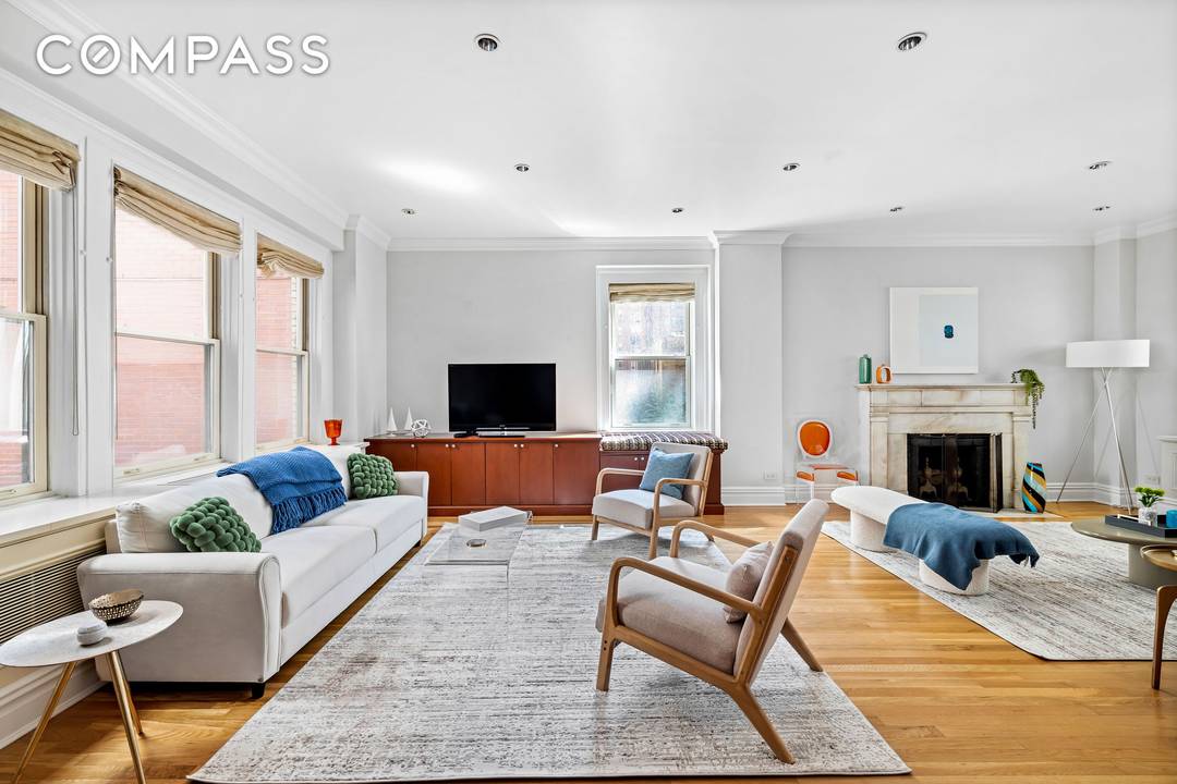 One Of A Kind Park Avenue Residence Step off a private elevator into your serene Park Avenue duplex a loft like five bedroom retreat that blends sophistication with architectural distinction.