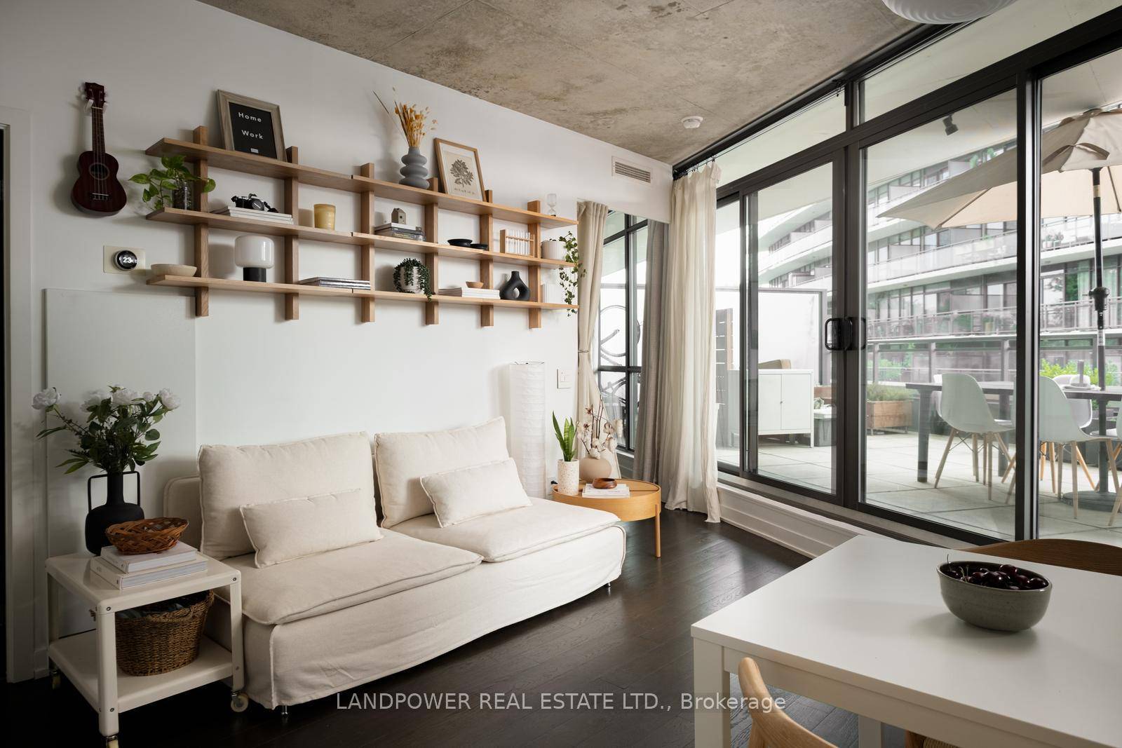 Discover a truly rare gem in the heart of Leslieville at the sought after Flat Iron Lofts !