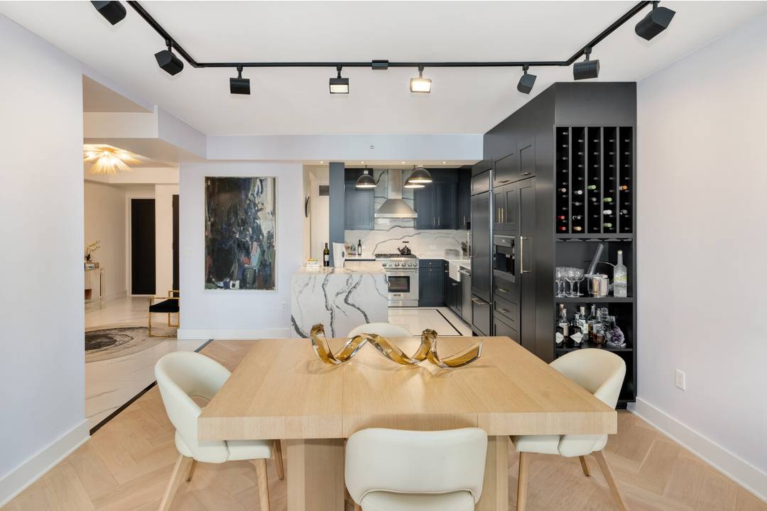 Every detail of this home has been thoughtfully executed to achieve both style and sophistication.