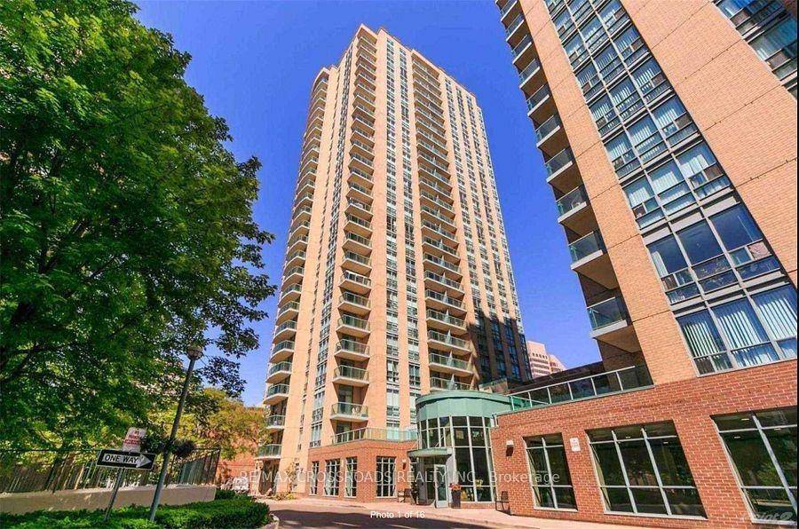Beautiful And Spacious Sun Filled Corner Unit With Unobstructed Southwest View, Open Concept Living amp ; Dining Area With Floor To Ceiling Windows, Newer Paint And Laminated Flooring Throughout.