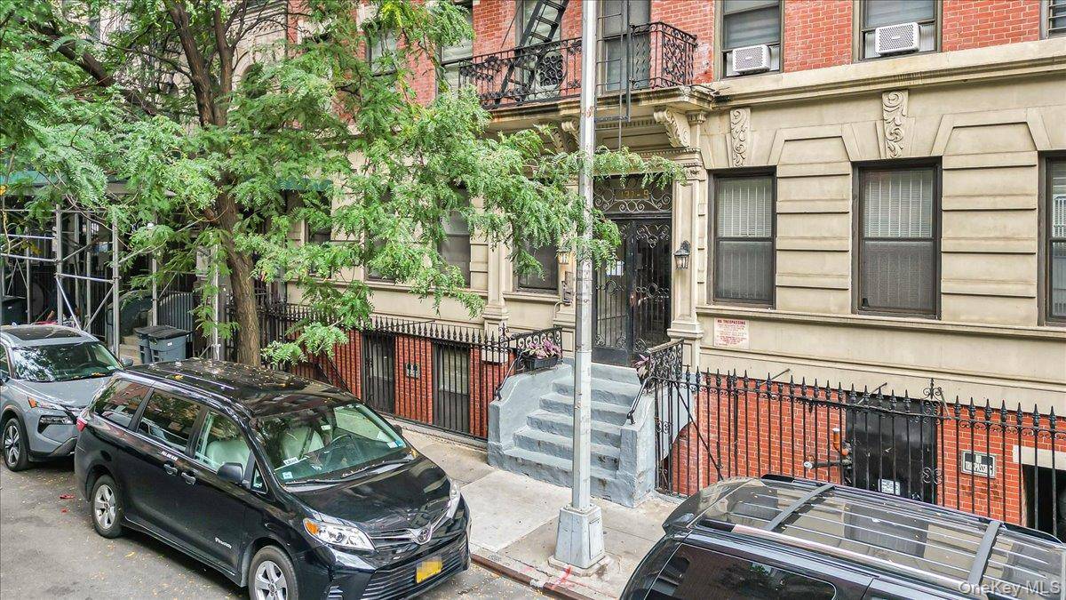 Welcome to 137 W. 142nd Street, Unit 4A.