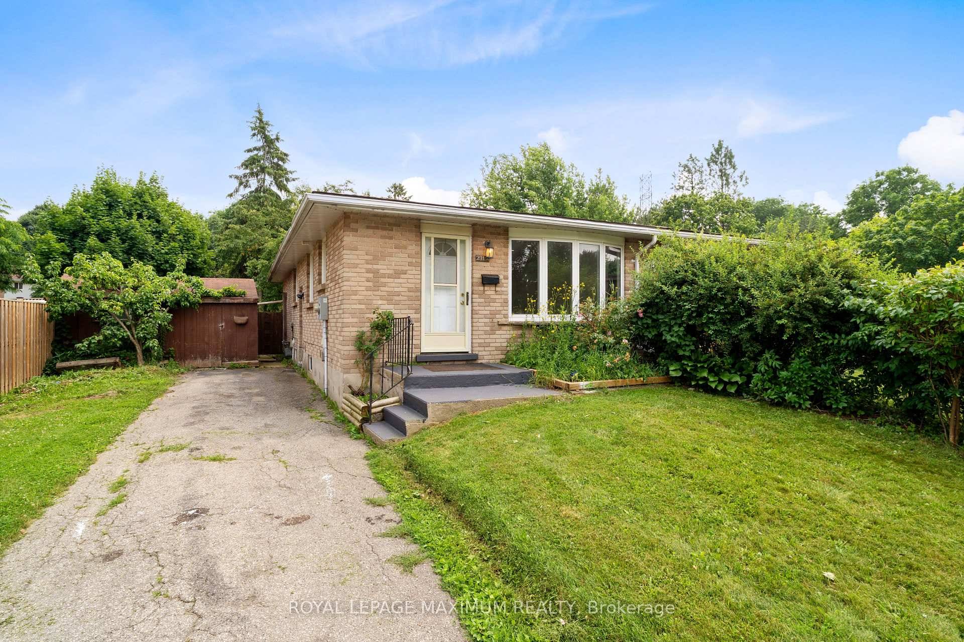 Welcome to 231 Cedarbrae Avenue !