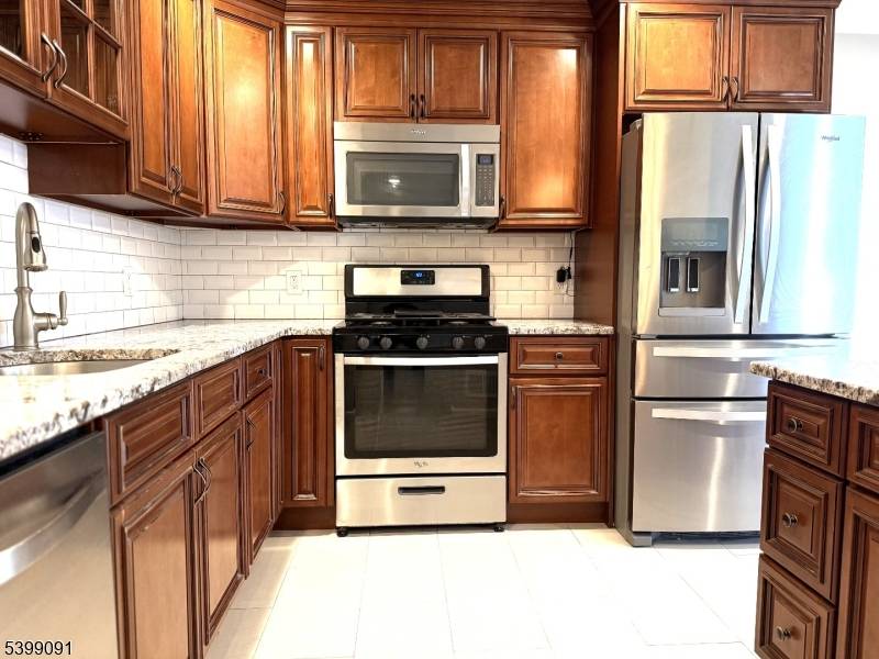 Bright and Spacious 3 Bedroom, North Facing, Townhome in Powder Mill Village.