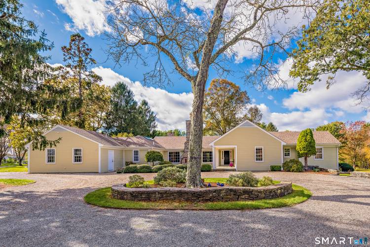 Exquisite Stonington Estate.