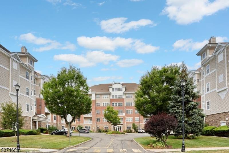 Desired view facing the woods, wonderful unit in Building 6 on the 3rd floor.